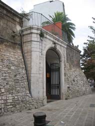 Porta Castello 